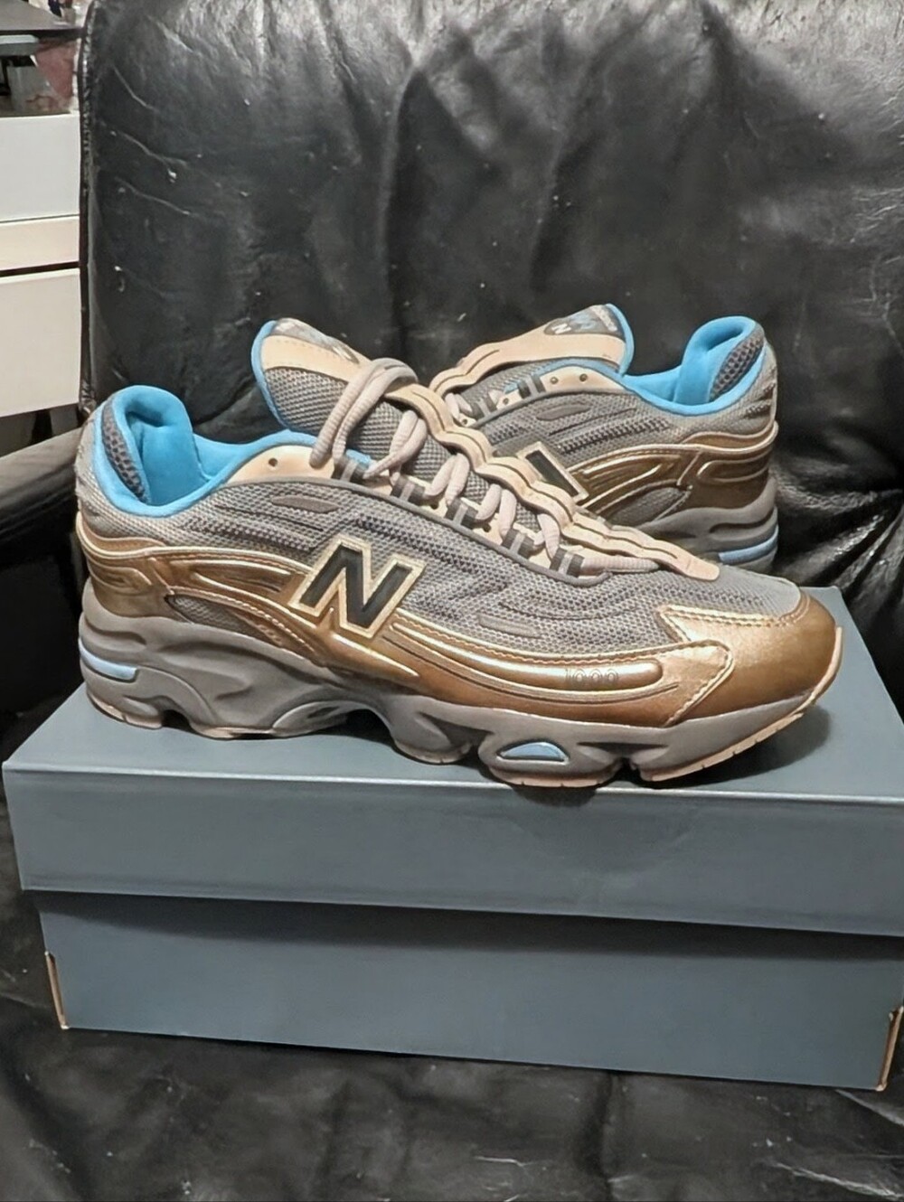New Balance 1000